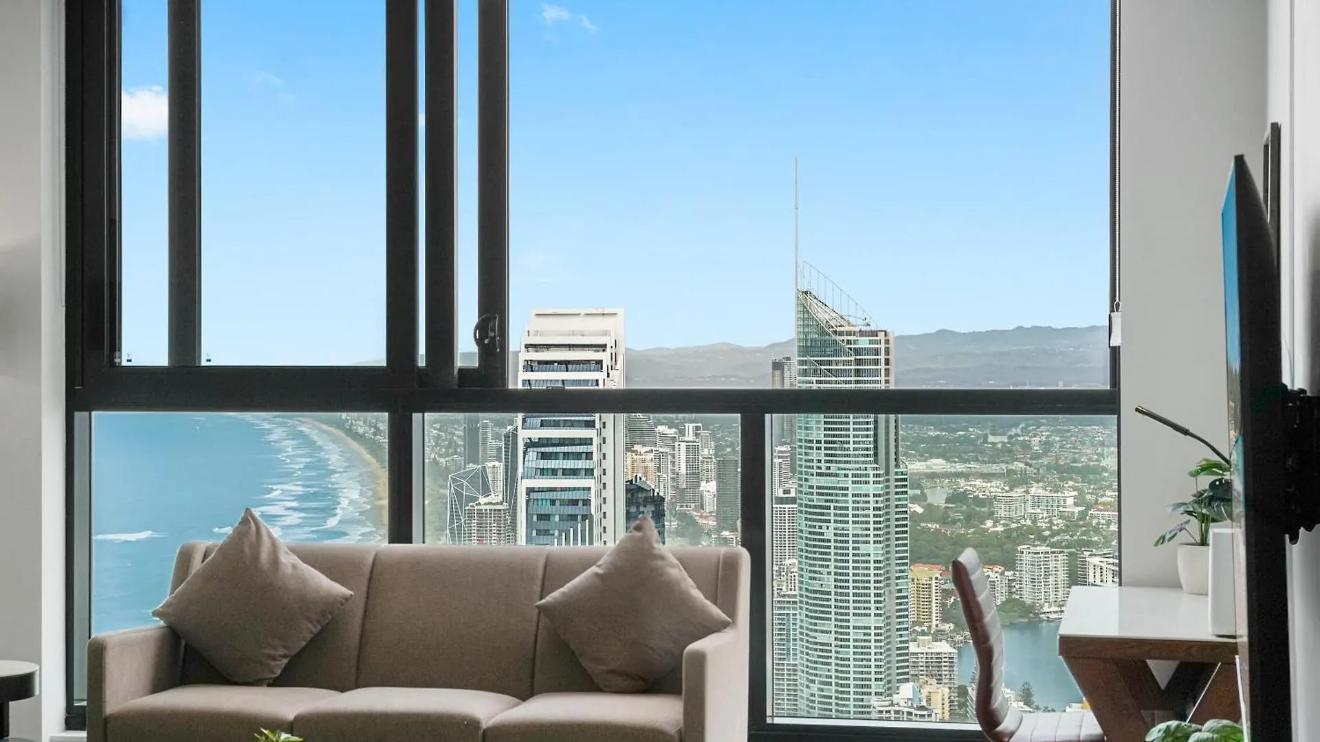 Sky-High 72 Stories At The Seaside - Pet Friendly Lägenhet Guldkusten Australien