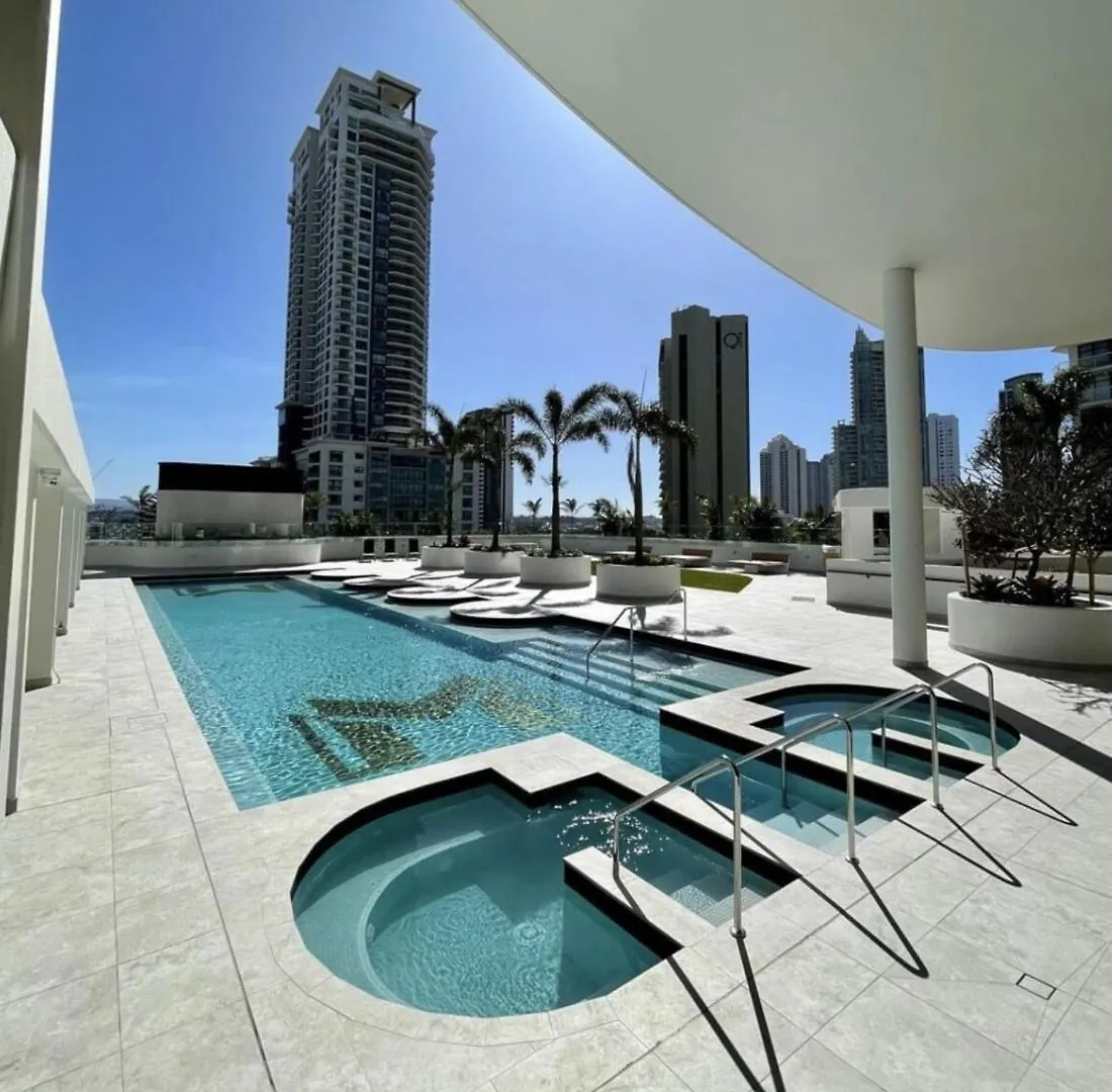Sky-High 72 Stories At The Seaside - Pet Friendly Lägenhet Guldkusten 0*,