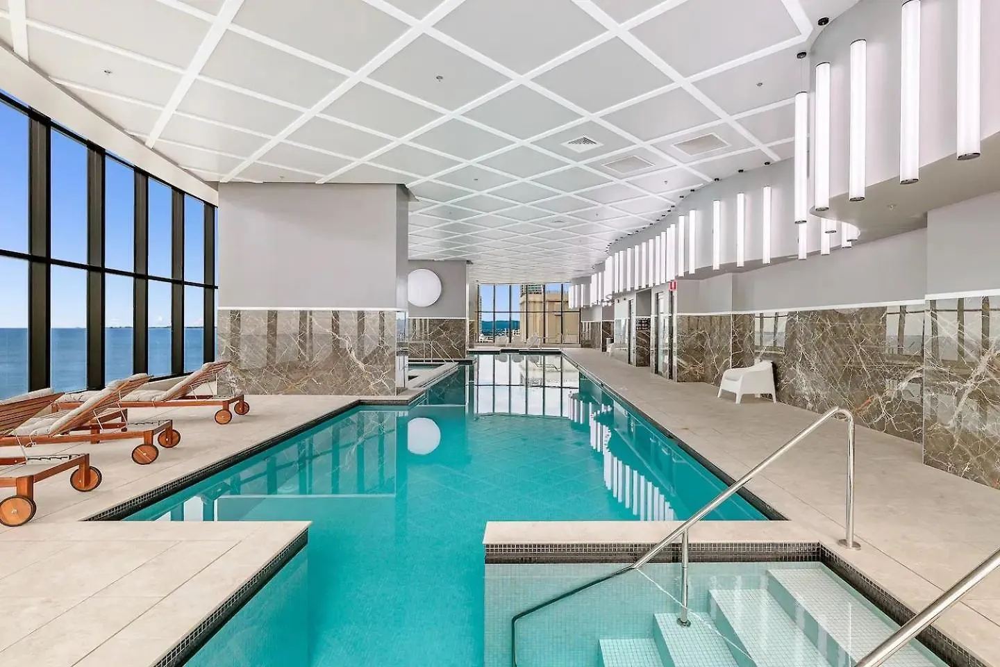 Sky-High 72 Stories At The Seaside - Pet Friendly Lägenhet Guldkusten Australien