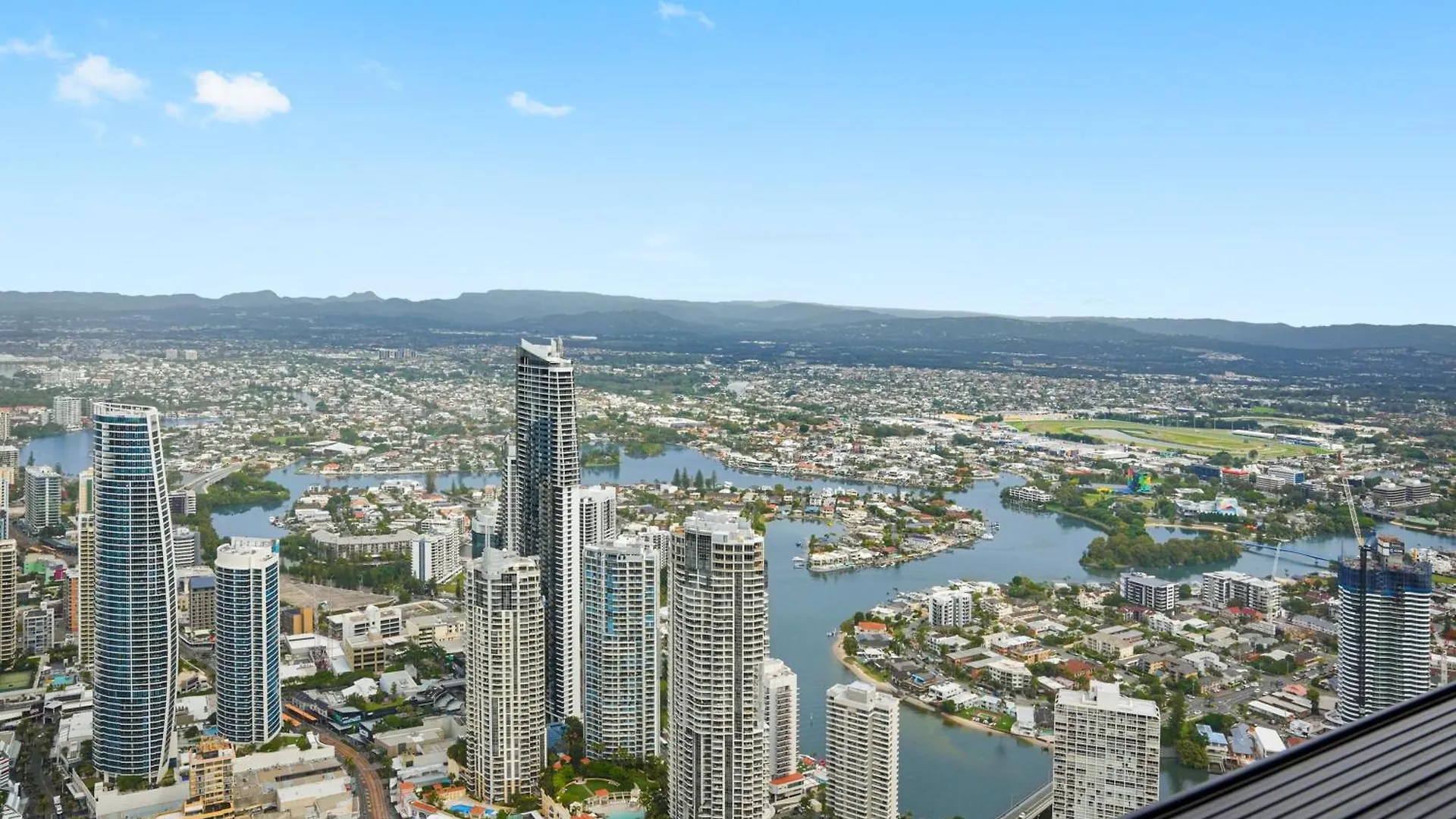 Sky-High 72 Stories At The Seaside - Pet Friendly Lägenhet Guldkusten Australien